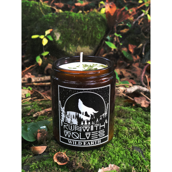 Wild Earth soy wax candle 180ml