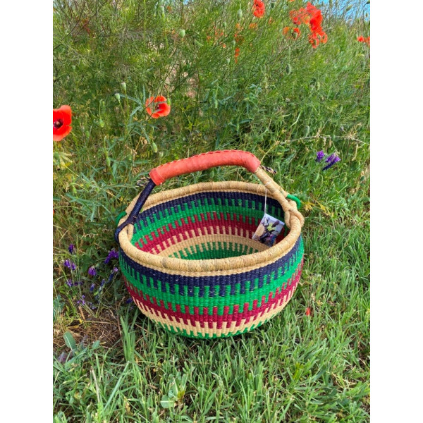 Wicker shopping basket made of natural materials, round - blue-green-purple-natural