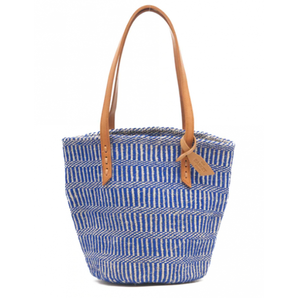 Woven shopping bag made of natural material - real blue
