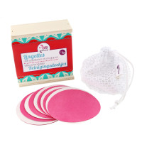Washable cleansing wipes with washing bag in popla...