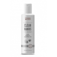 Clean Hands liquid with Alcohol and Organic essent...